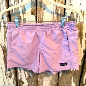Patagonia baggie shorts girls lavender size large